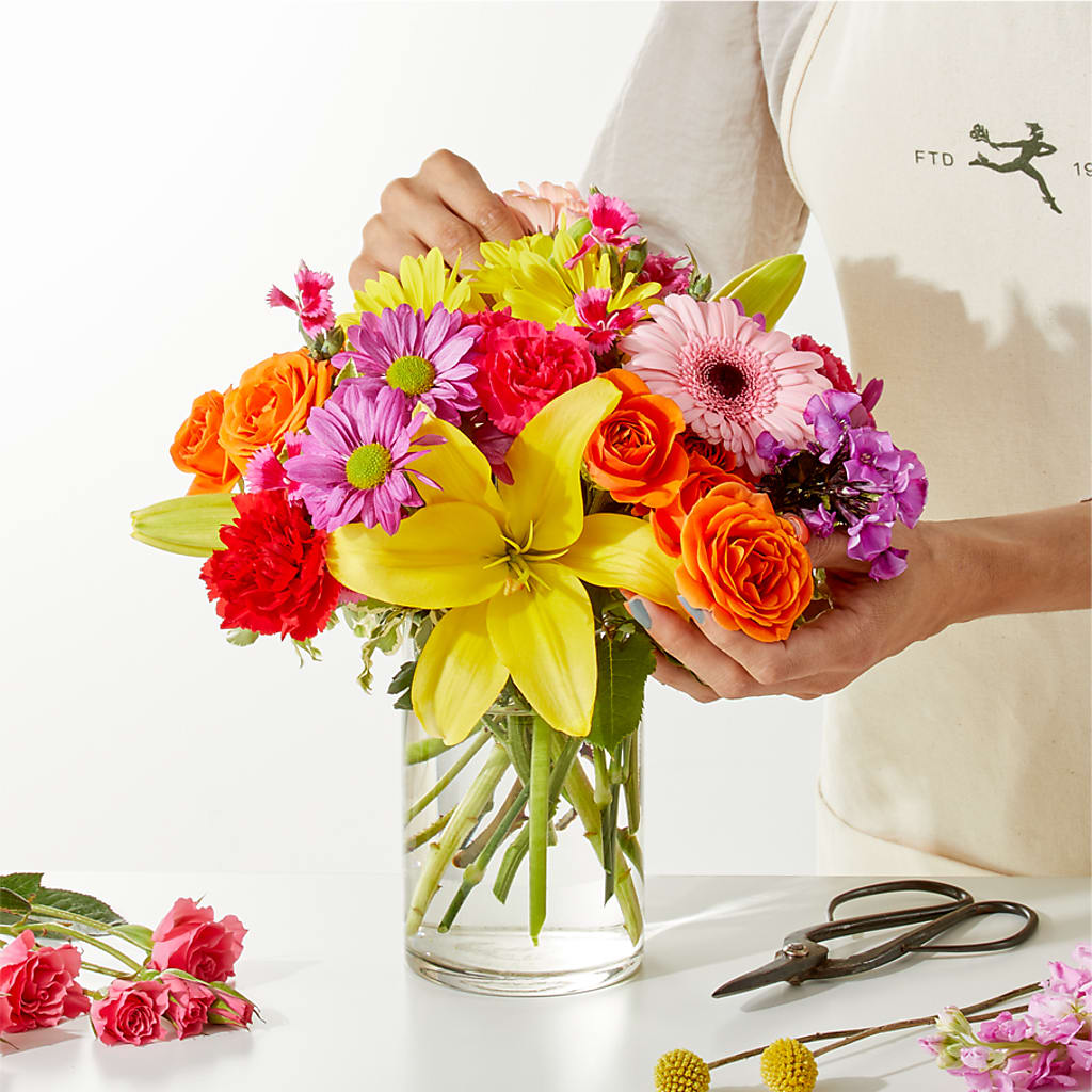 Cue the Confetti - A Florist Original – Miracle Flowers, Folsom CA