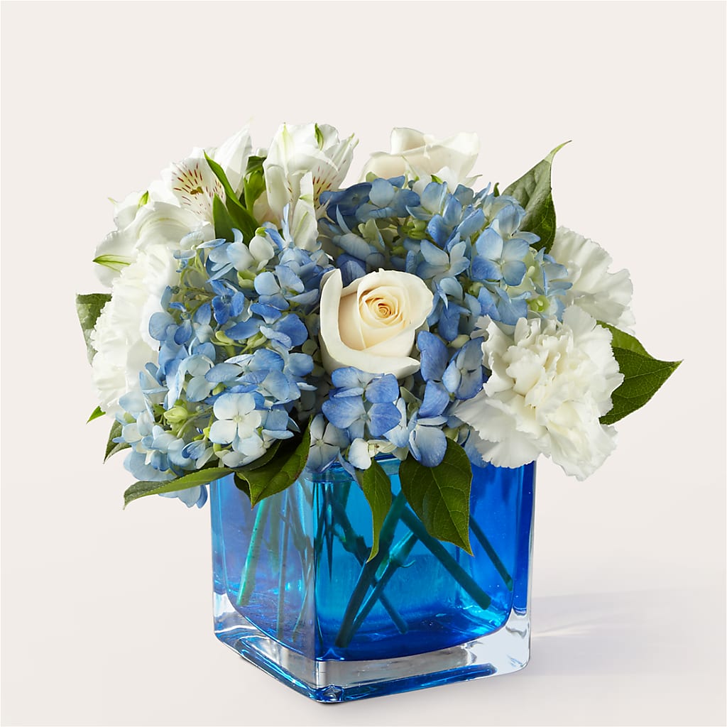 Soothing Waters Bouquet – Miracle Flowers, Folsom CA