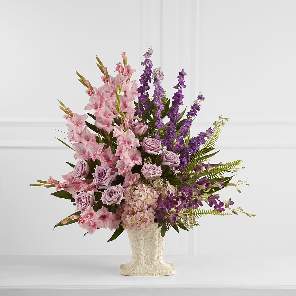 Flowing Garden Arrangement – Miracle Flowers, Folsom CA