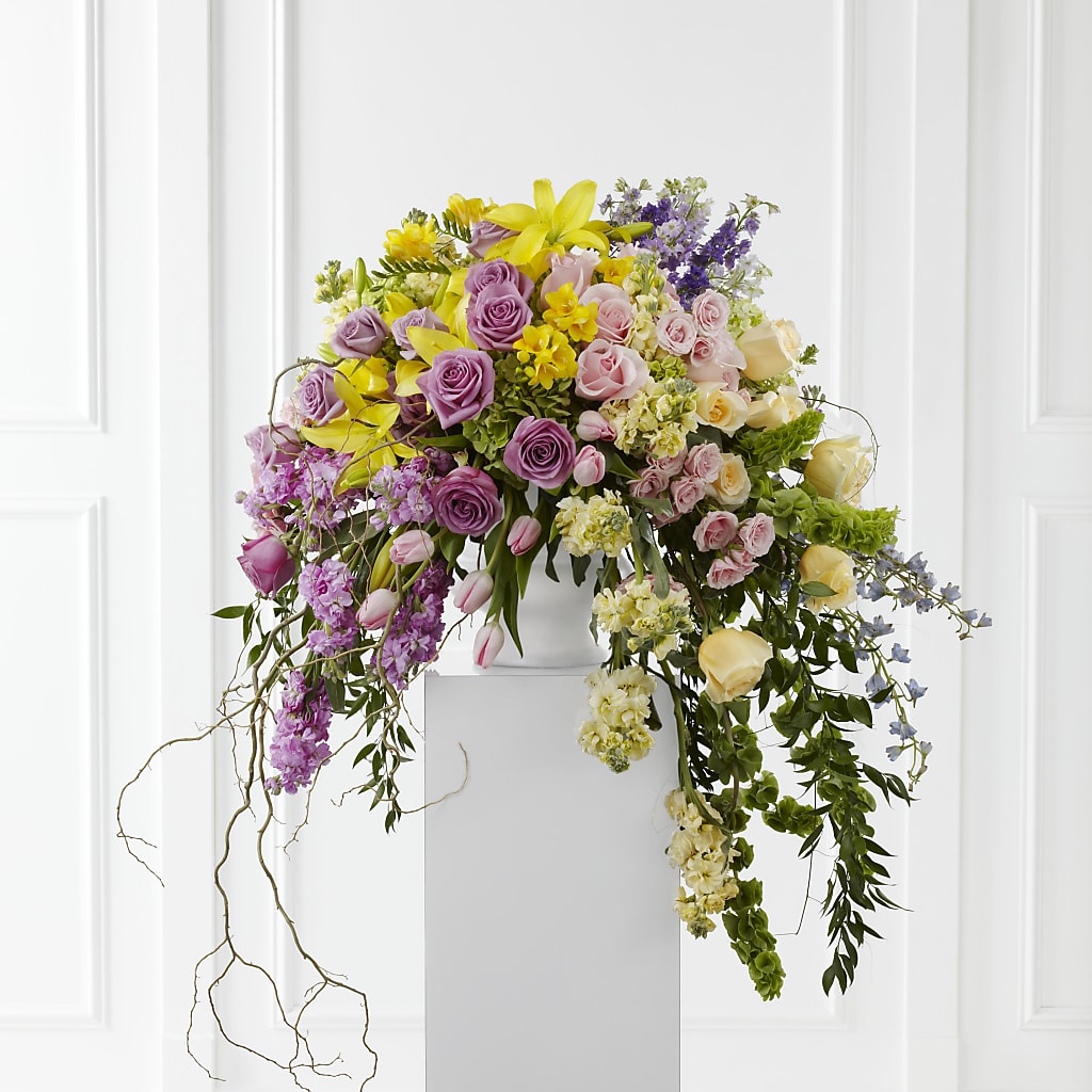 Display of Affection Arrangement – Miracle Flowers, Folsom CA