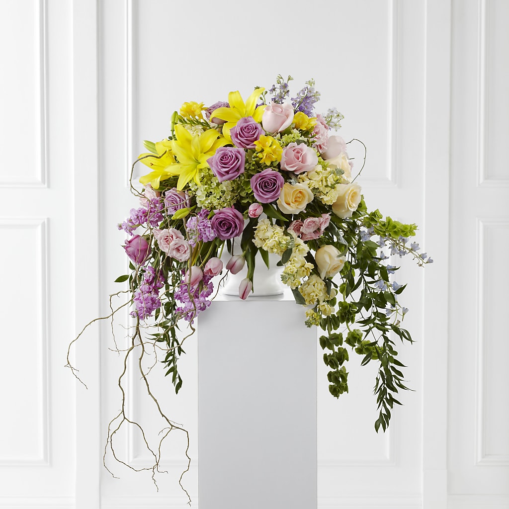 Display of Affection Arrangement – Miracle Flowers, Folsom CA