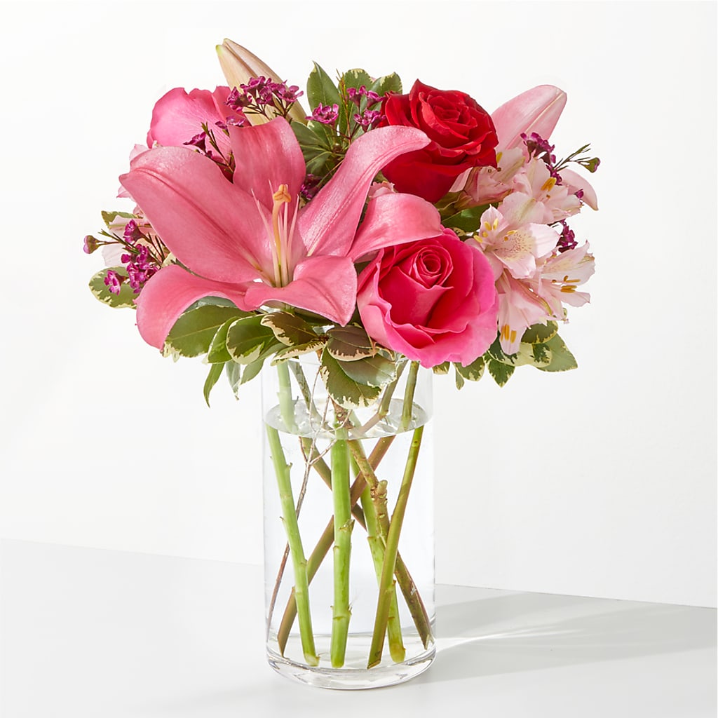 Lucky in Love Bouquet – Miracle Flowers, Folsom CA