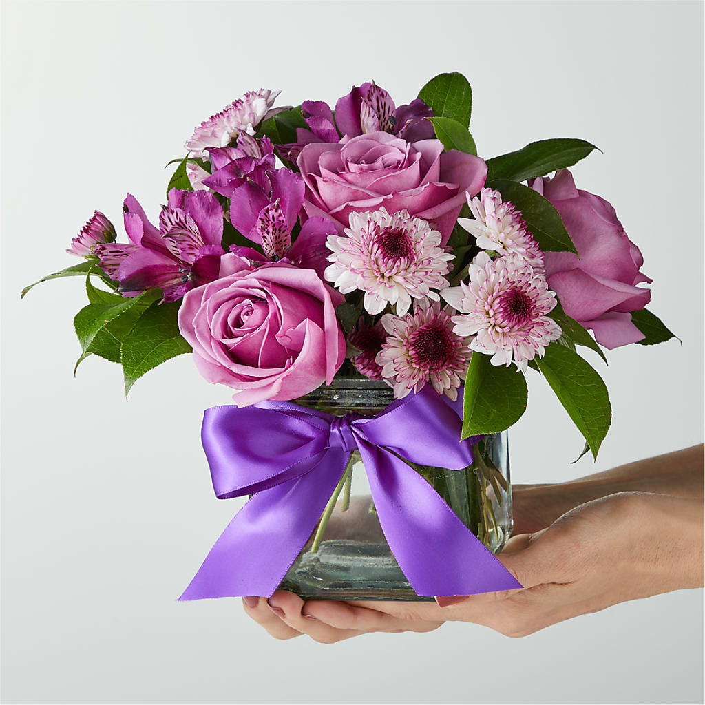 Sugarplum Bouquet –  Miracle Flowers, Folsom CA