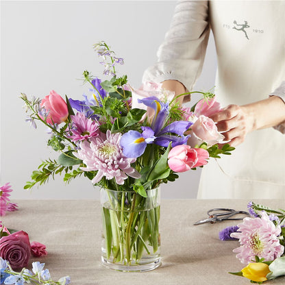 Pastel Tradition - A Florist Original –  Miracle Flowers, Folsom CA
