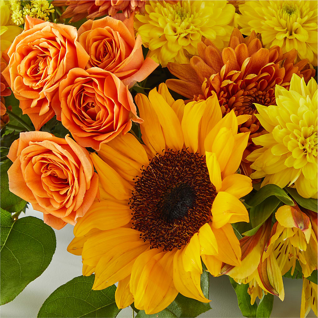 Autumn Harmony Centerpiece –  Miracle Flowers, Folsom CA