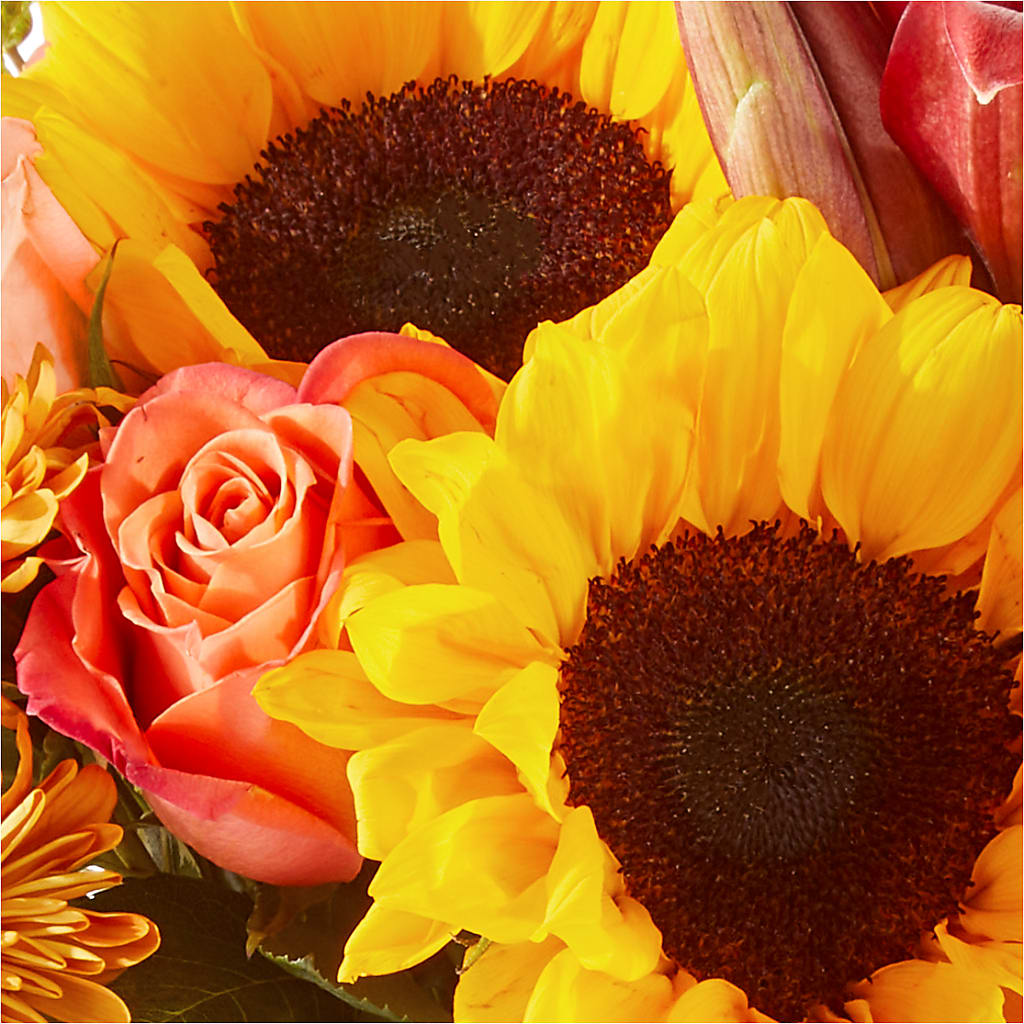 Acorn Lane Bouquet –  Miracle Flowers, Folsom CA