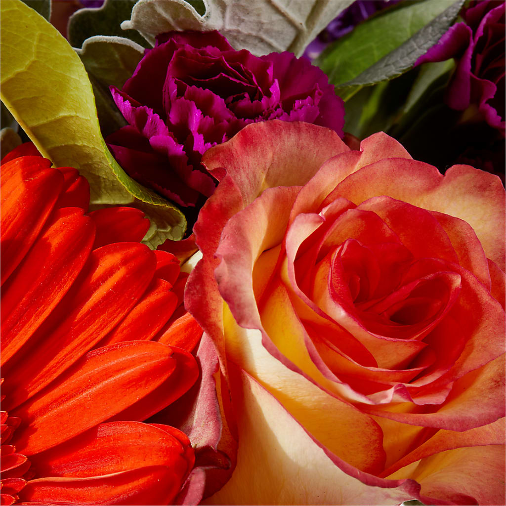 Sangria Bouquet –  Miracle Flowers, Folsom CA