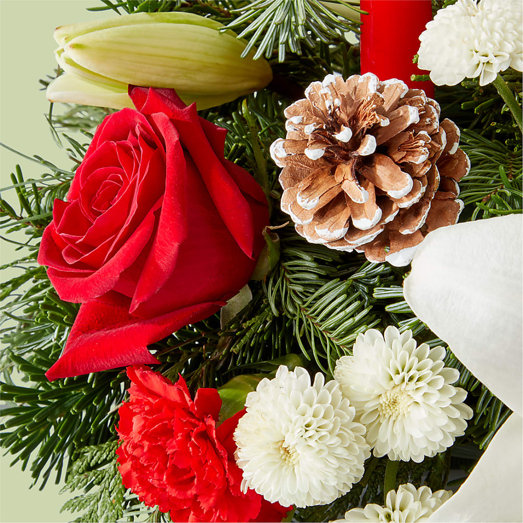 Seasonal Festivities Centerpiece –  Miracle Flowers, Folsom CA