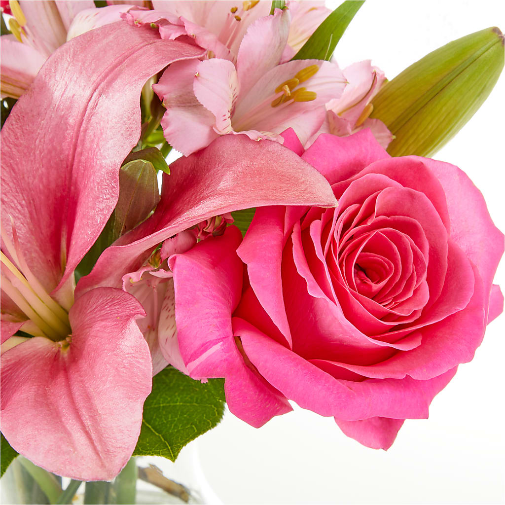 Lots of Love Bouquet –  Miracle Flowers, Folsom CA