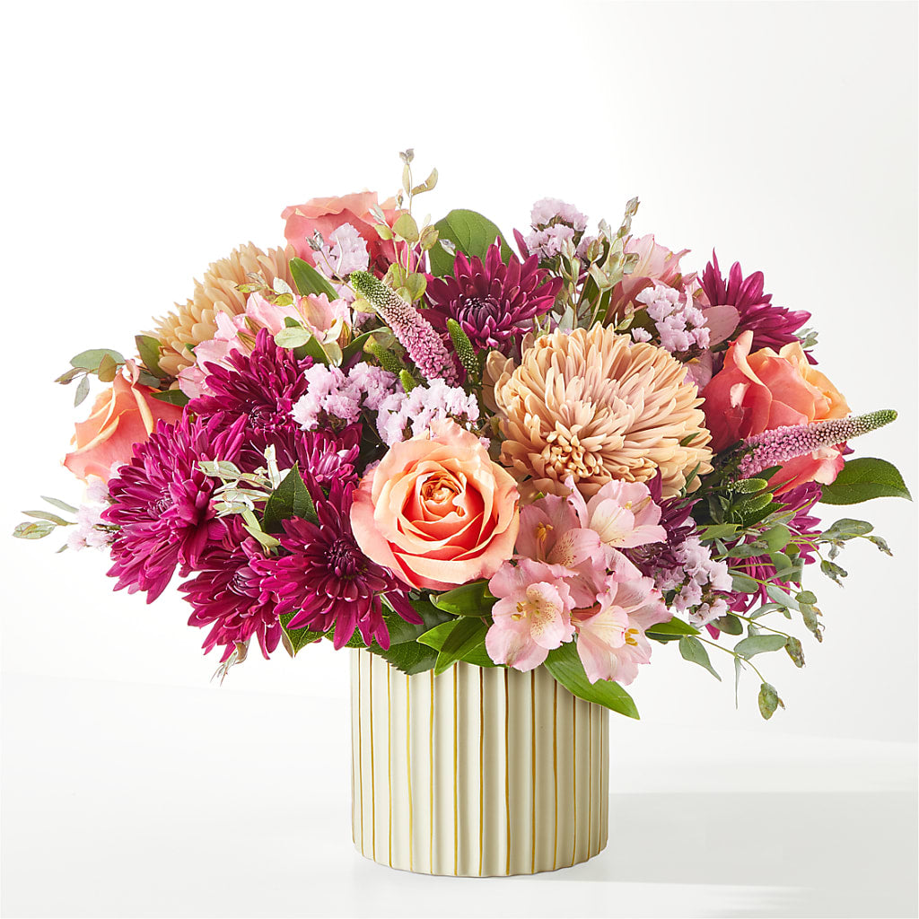 Berry Cobbler Bouquet with Ivory Vase –  Miracle Flowers, Folsom CA