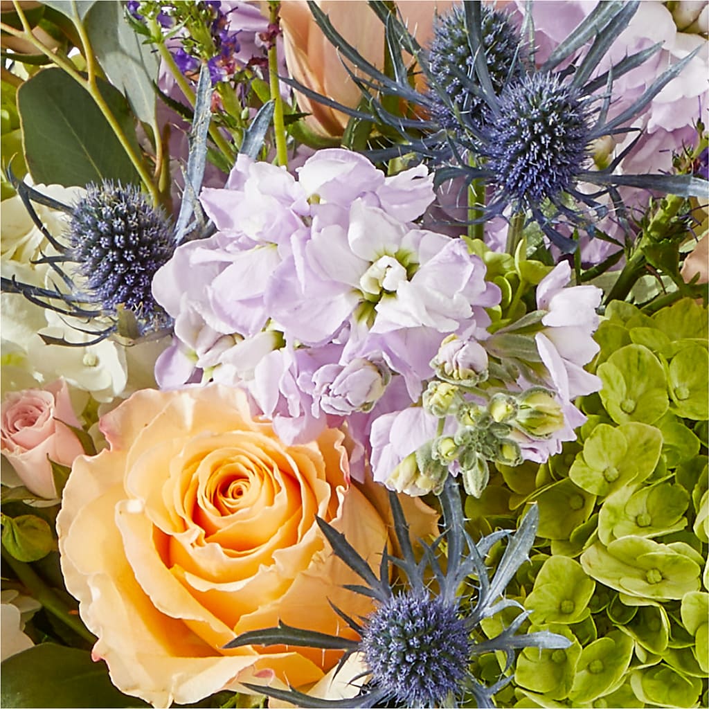 Porch Swing Bouquet –  Miracle Flowers, Folsom CA