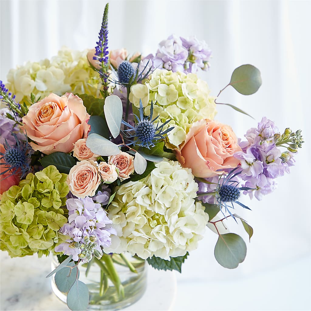 Porch Swing Bouquet –  Miracle Flowers, Folsom CA