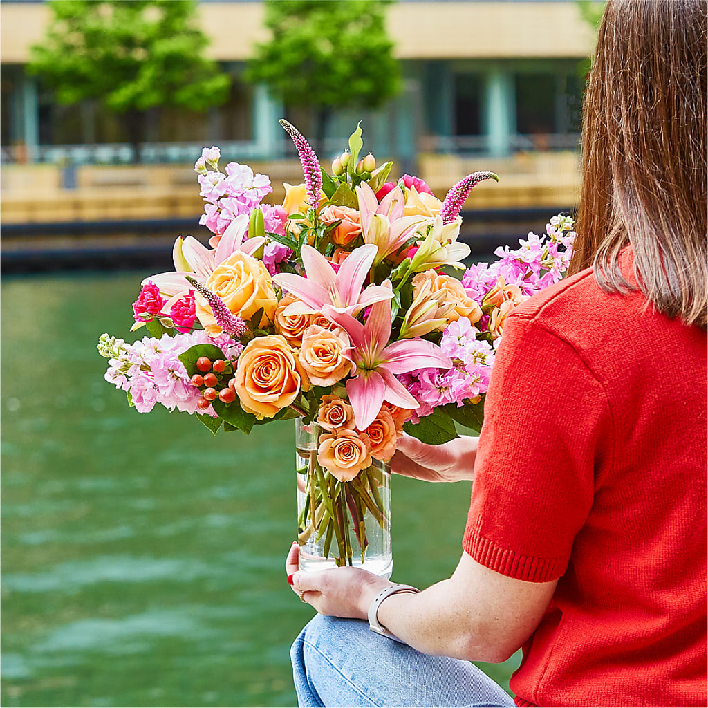 Bisous Bouquet –  Miracle Flowers, Folsom CA